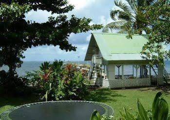 Bonjouir Lodge Paradise Teahupoo Ngoại thất bức ảnh